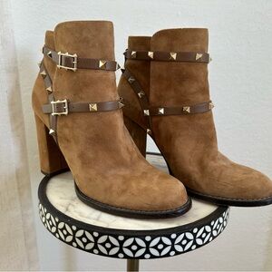 Valentino Rockstud ankle boots, tan suede, size 39.5